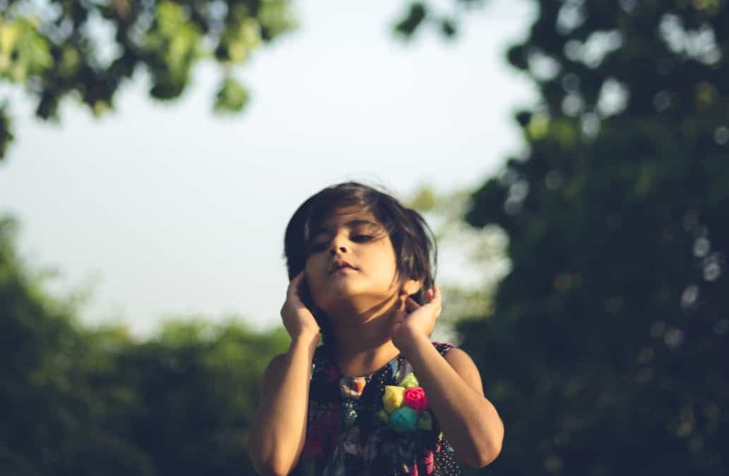Compassionate Listening Makes You a Better Leader: 7 Listening Tips